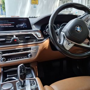 BMW 740Le G12 2017 - Image 3