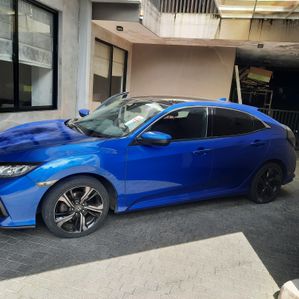 Honda Civic 2018 - Image 3
