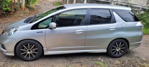 Honda Fit Shuttle 2014