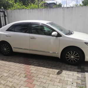 Toyota Premio 2017 - Image 2