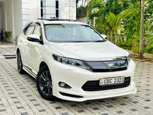 Toyota Harrier ELEGANCE PREMIUM 2017