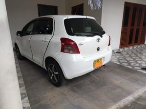 Toyota Vitz 2007