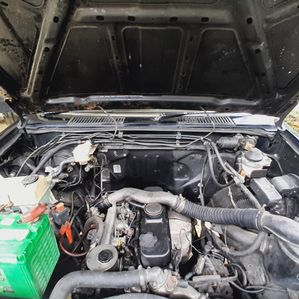 Nissan Double cab 1982 - Image 2