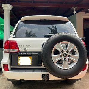 Toyota Land Cruiser Sahara 2011 - Image 3