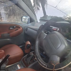 Suzuki Grand Vitara 2001 - Image 3