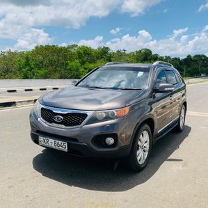 Kia Sorento 2012 - Image 2