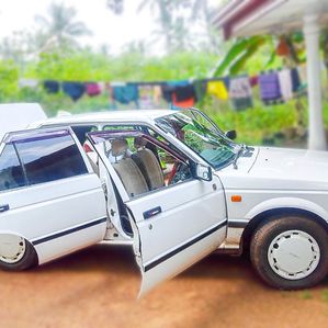 Nissan Sunny B 12 1986 - Image 3