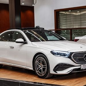 Mercedes Benz E200 ALL NEW E CLASS 2024 - Image 2