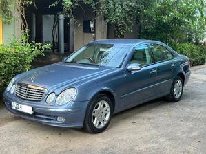 Mercedes Benz E240 2005