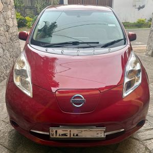 Nissan Leaf 2012 - Image 2