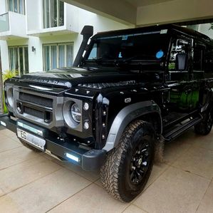 Land Rover Defender 2015 - Image 2