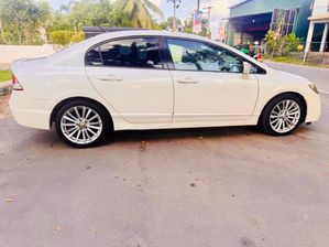 Honda Civic FD3 Highest Grade 2011