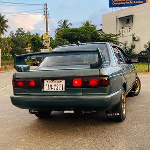 Nissan Sunny 1990 - Image 2
