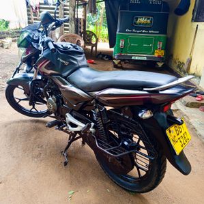 Bajaj Discover 125 2013 - Image 2