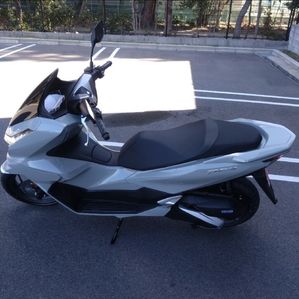 Honda PCX 125 2025 - Image 2