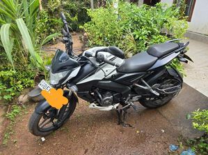 Bajaj Pulsar N160 2020