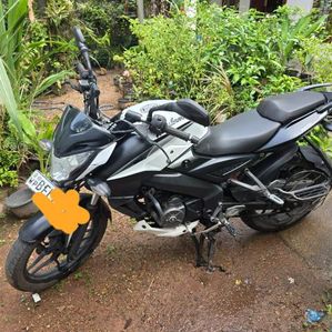 Bajaj Pulsar N160 2020 - Image 2