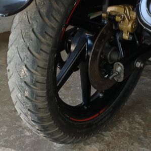 Bajaj Pulsar 180 2017 - Image 3