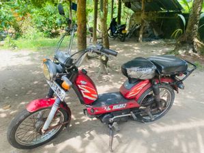 TVS XL Super 2011