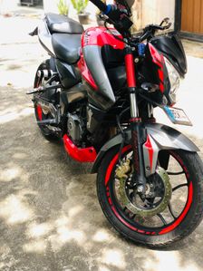 Bajaj Pulsar NS200 2017