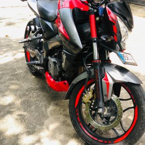Bajaj Pulsar NS200 2017 - Image 2