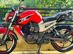 Yamaha FZ 2010