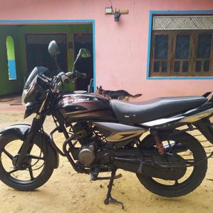 Bajaj Platina 125 2010 - Image 2