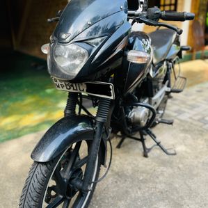 Bajaj Pulsar 150 2015 - Image 2
