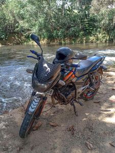 Bajaj Pulsar 180 2007