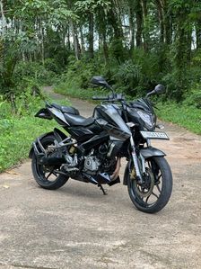 Bajaj Pulsar NS200 2017
