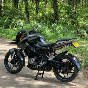 Bajaj Pulsar NS200 2017 - Image 3