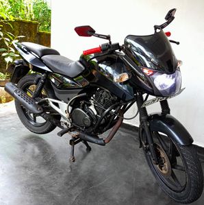 Bajaj Pulsar 180 2006