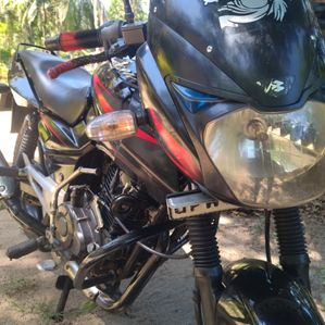 Bajaj Pulsar 150 2011 - Image 2