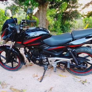 Bajaj Pulsar 180 2012 - Image 2