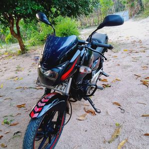 Bajaj Pulsar 180 2012 - Image 3