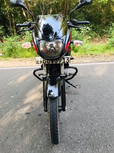 Bajaj Pulsar 150 2015