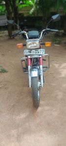 Hero CD 100 2004