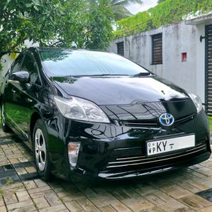 Toyota Prius 2012 - Image 2