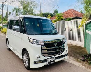 Suzuki Spacia Custom Z 2017