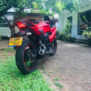 Suzuki Gixxer Gixer SF 2019 - Image 3