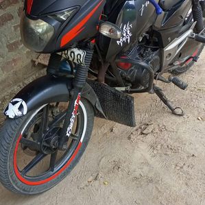 Bajaj Pulsar 150 - 2008 - Image 2