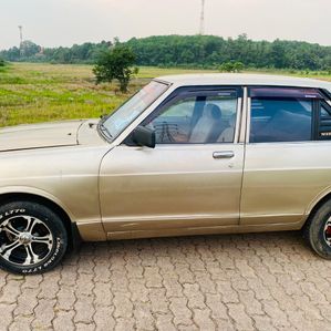Datsun HB310 1979 - Image 2