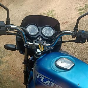 Bajaj Platina 2010 - Image 3