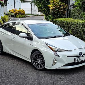 Toyota Prius 4th Generation 2016 - Image 2