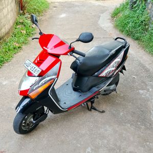 Honda Dio 2010 - Image 3
