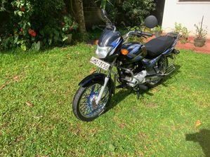 Bajaj CT100 2006