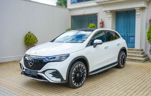 Mercedes Benz EQE 300 350 P+ Hyper Display 2024