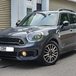 Mini Countryman JCW Plug in Hybrid 2019 - Image 2