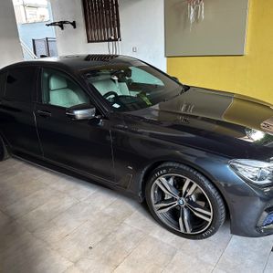BMW 740e 2017 - Image 3
