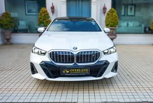 BMW i5 M Sport 2024